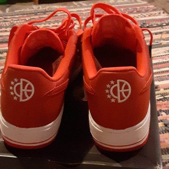 Red mens airforce 1s worn once - Picture 3 of 8